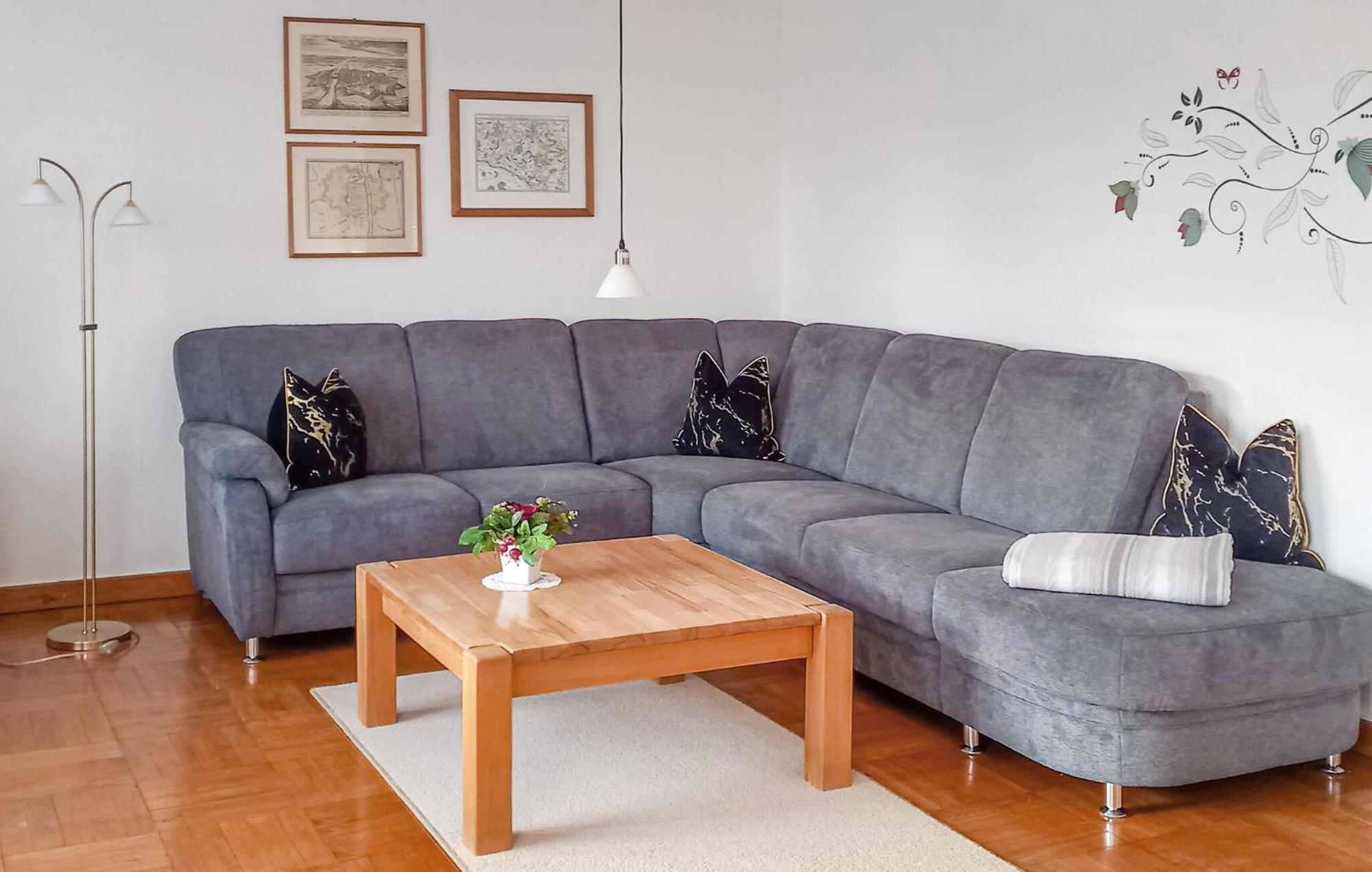 2 Bedroom Gorgeous Apartment In Luebtheen-Garlitz Экстерьер фото